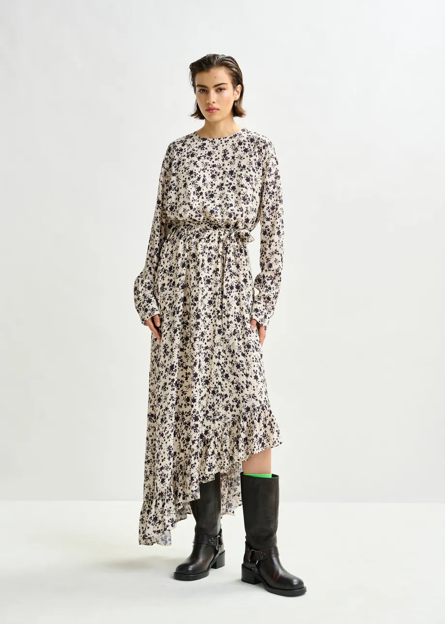 Abito ESSENTIEL ANTWERP