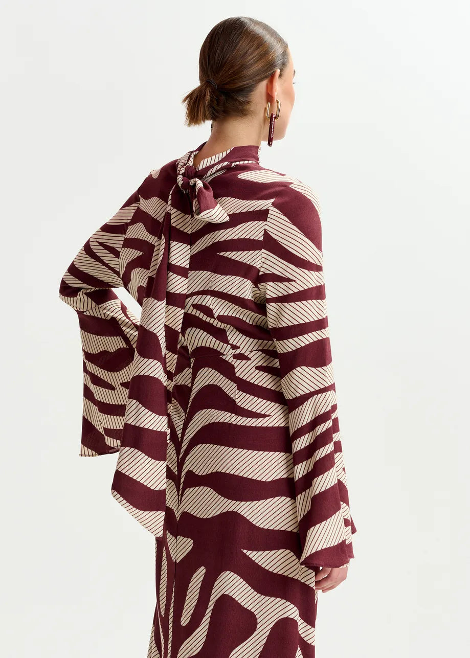 Abito ESSENTIEL ANTWERP